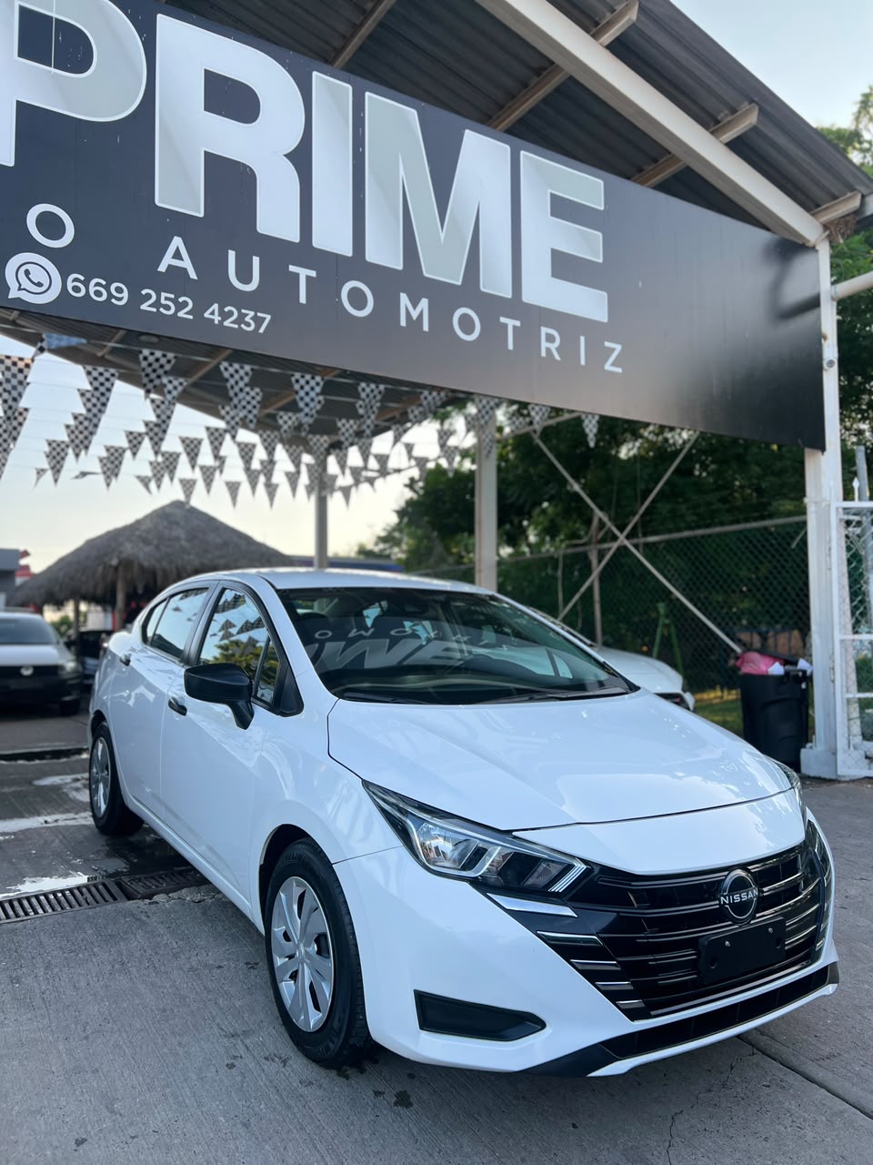 Nissan Versa Sense 2024 — imagen 2