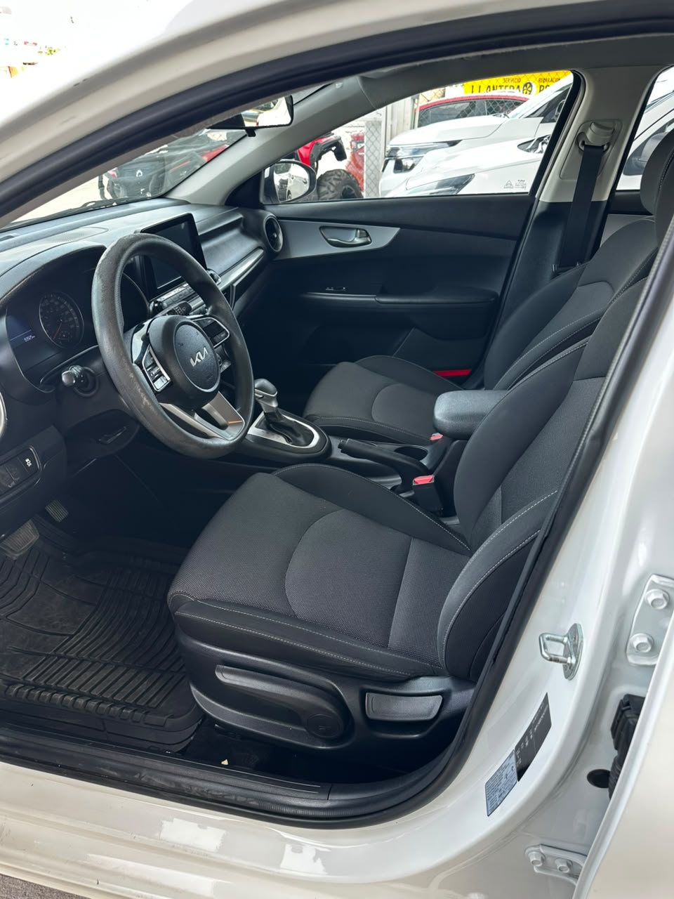 Kia Forte L 2022 — imagen 7