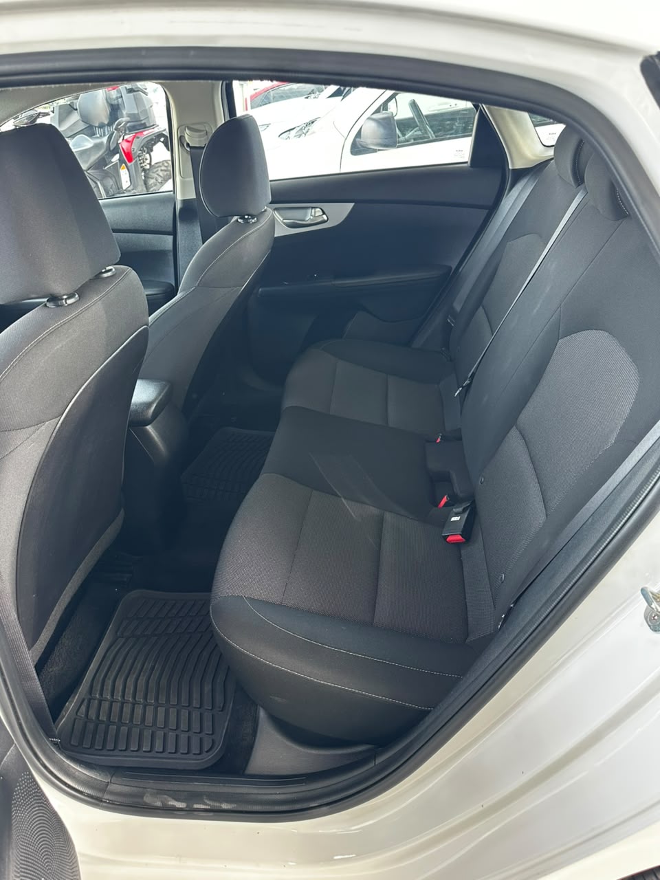 Kia Forte L 2022 — imagen 13