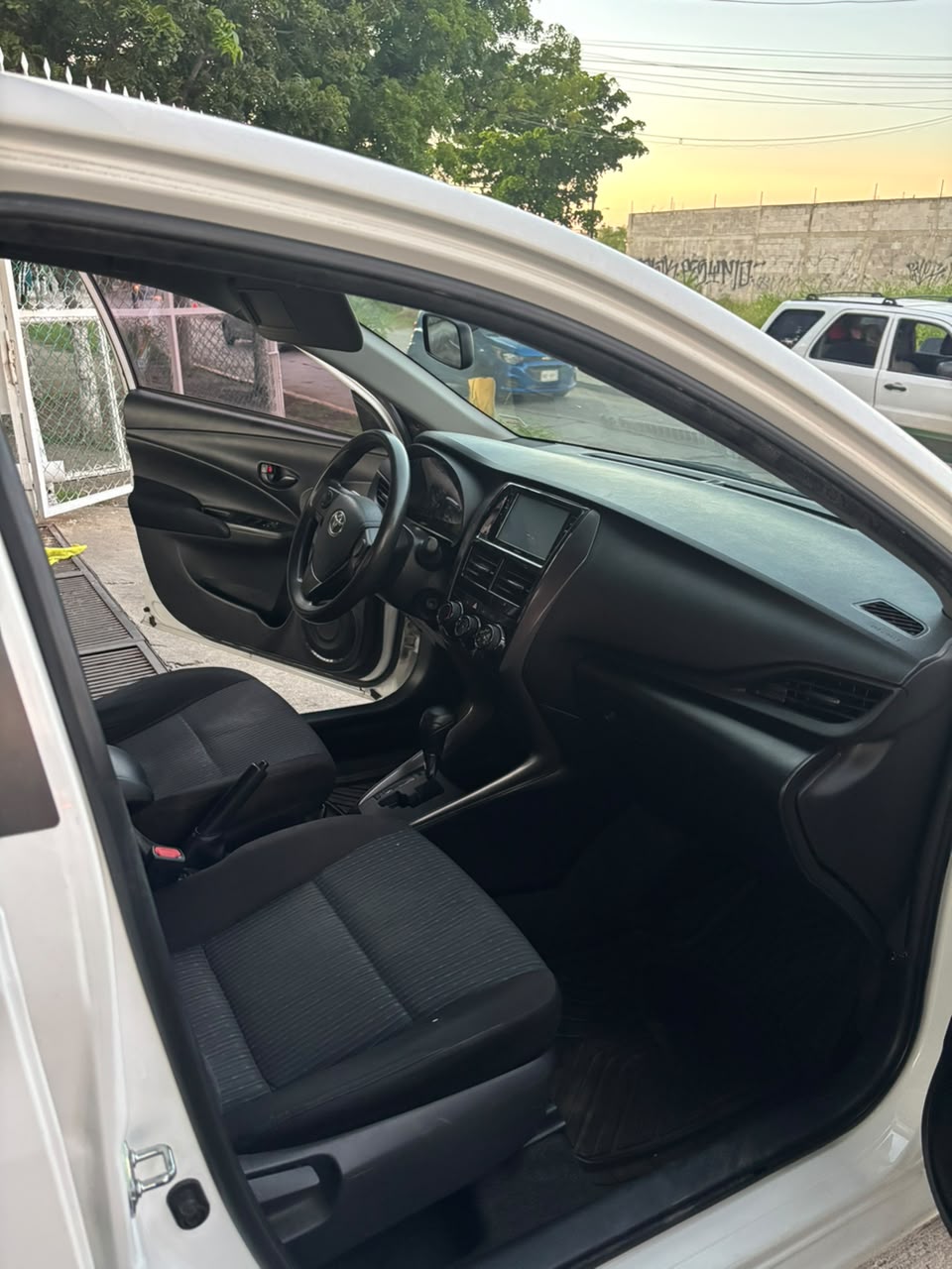 Toyota Yaris Core 2022 — imagen 7
