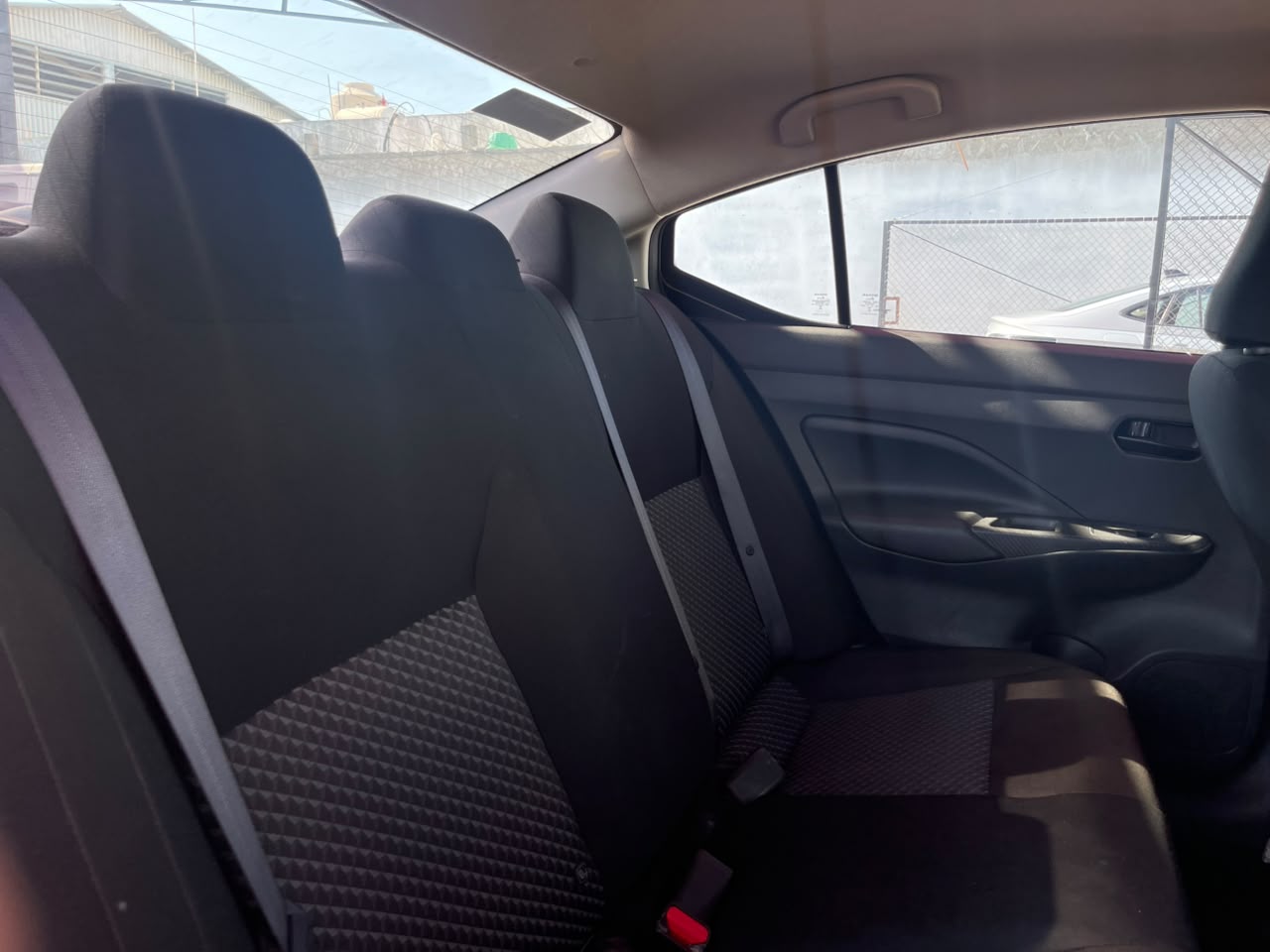 Nissan Versa Sense 2024 — imagen 10