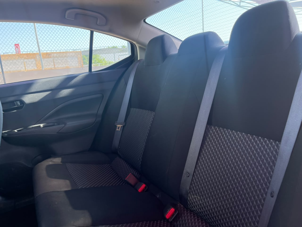 Nissan Versa Sense 2024 — imagen 11