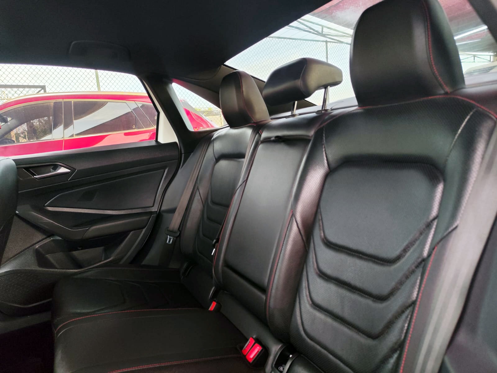 Volkswagen Jetta GLI 2021 — imagen 12