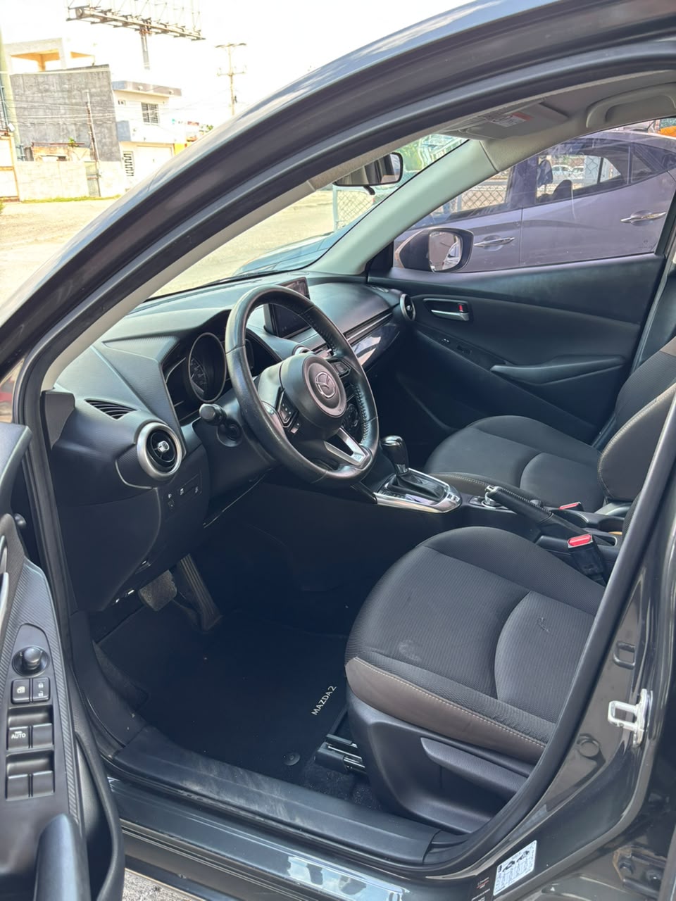Mazda 2 I Sport 2023 — imagen 7