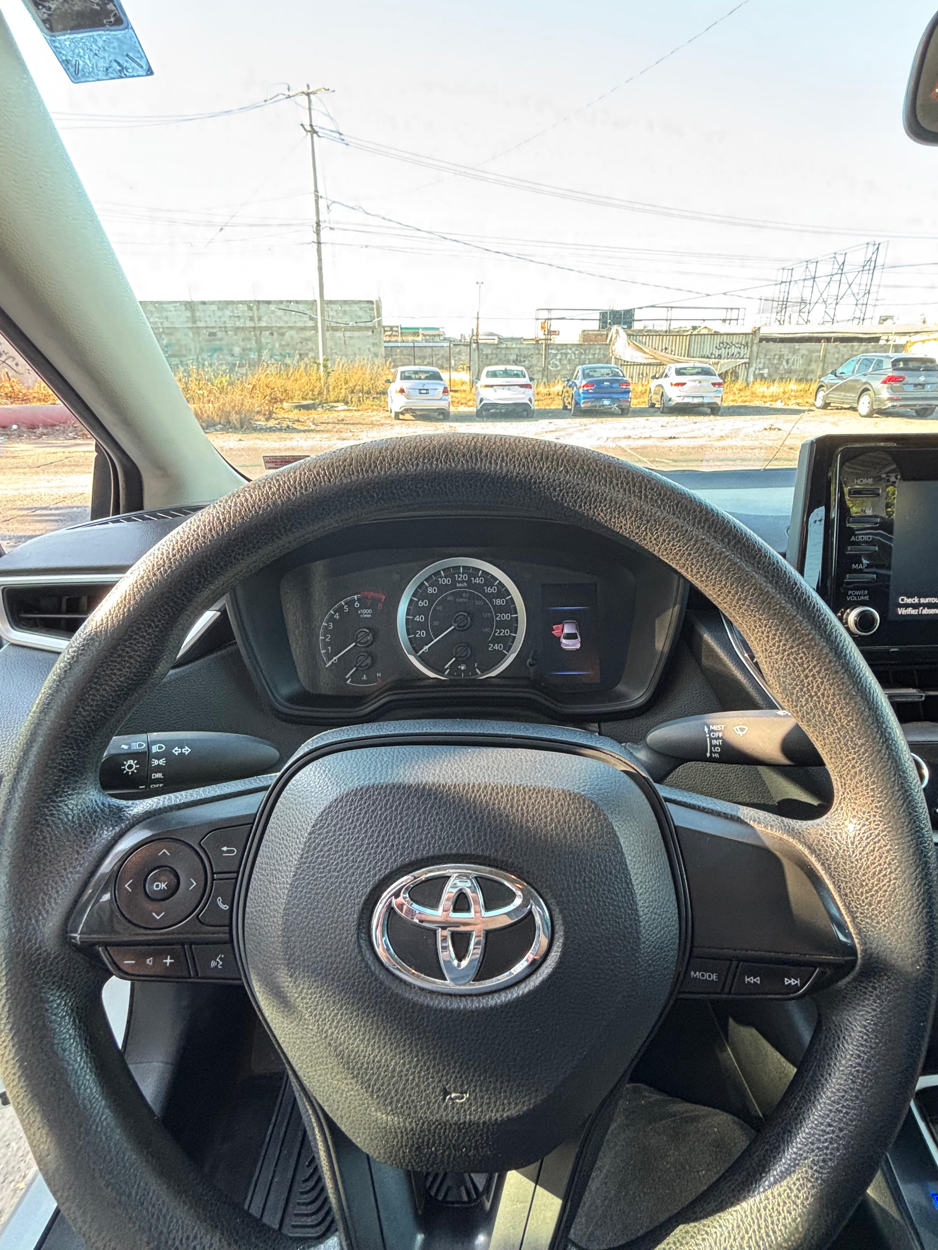 Toyota COROLLA BASE  2022 — imagen 10