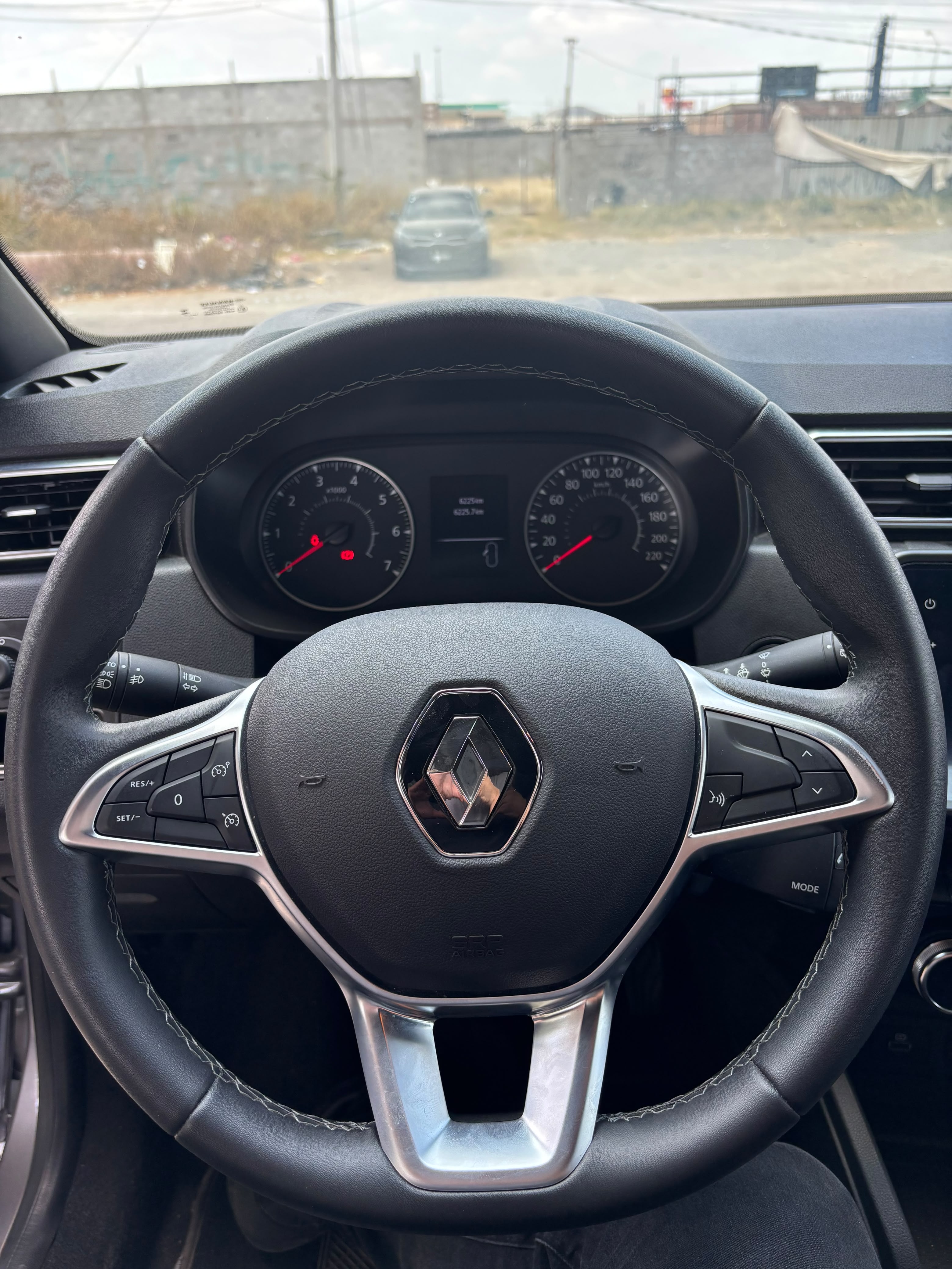 Renault DUSTER ICONIC 2024