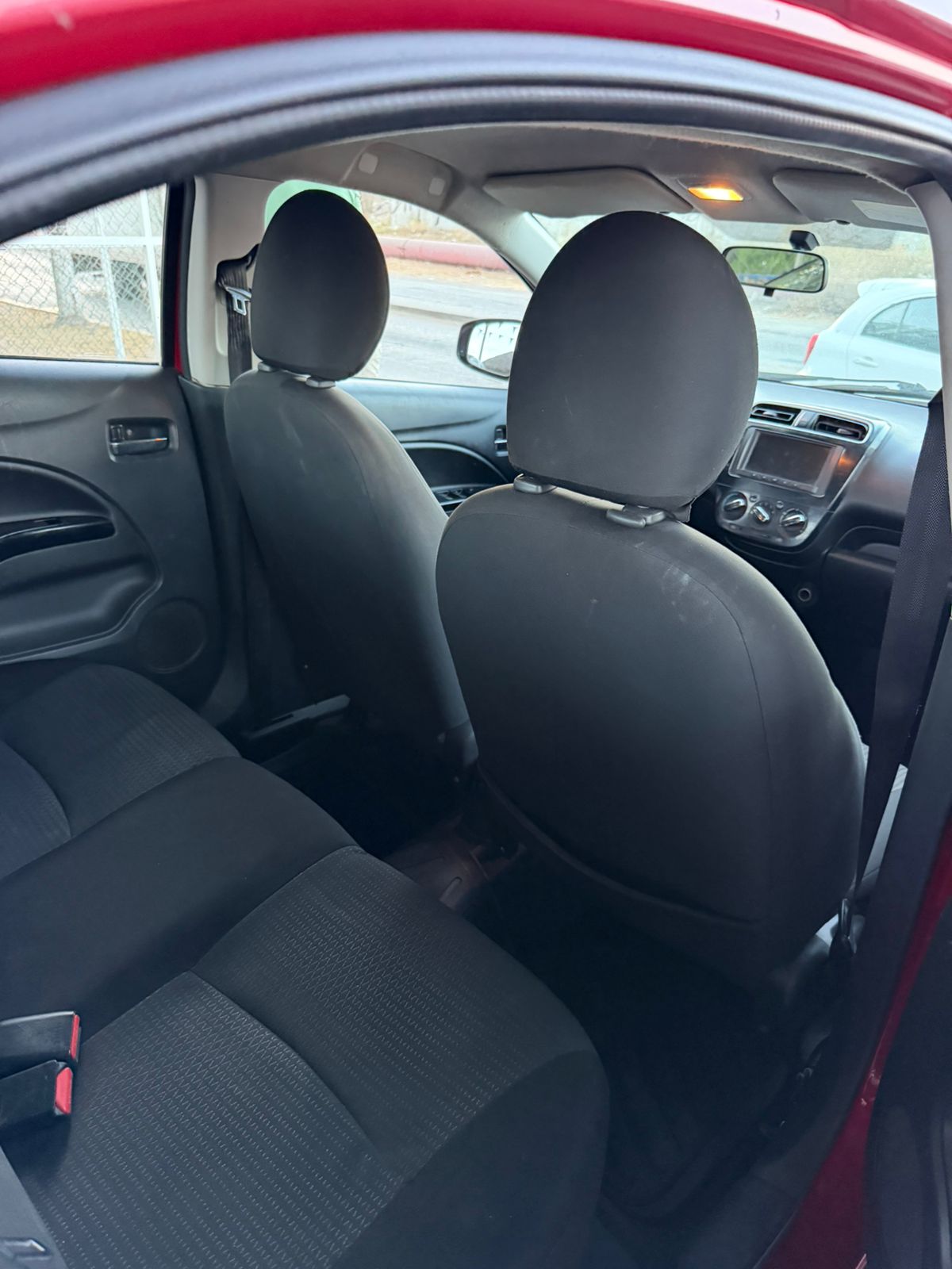 Dodge ATTITUDE SXT 2020 — imagen 3