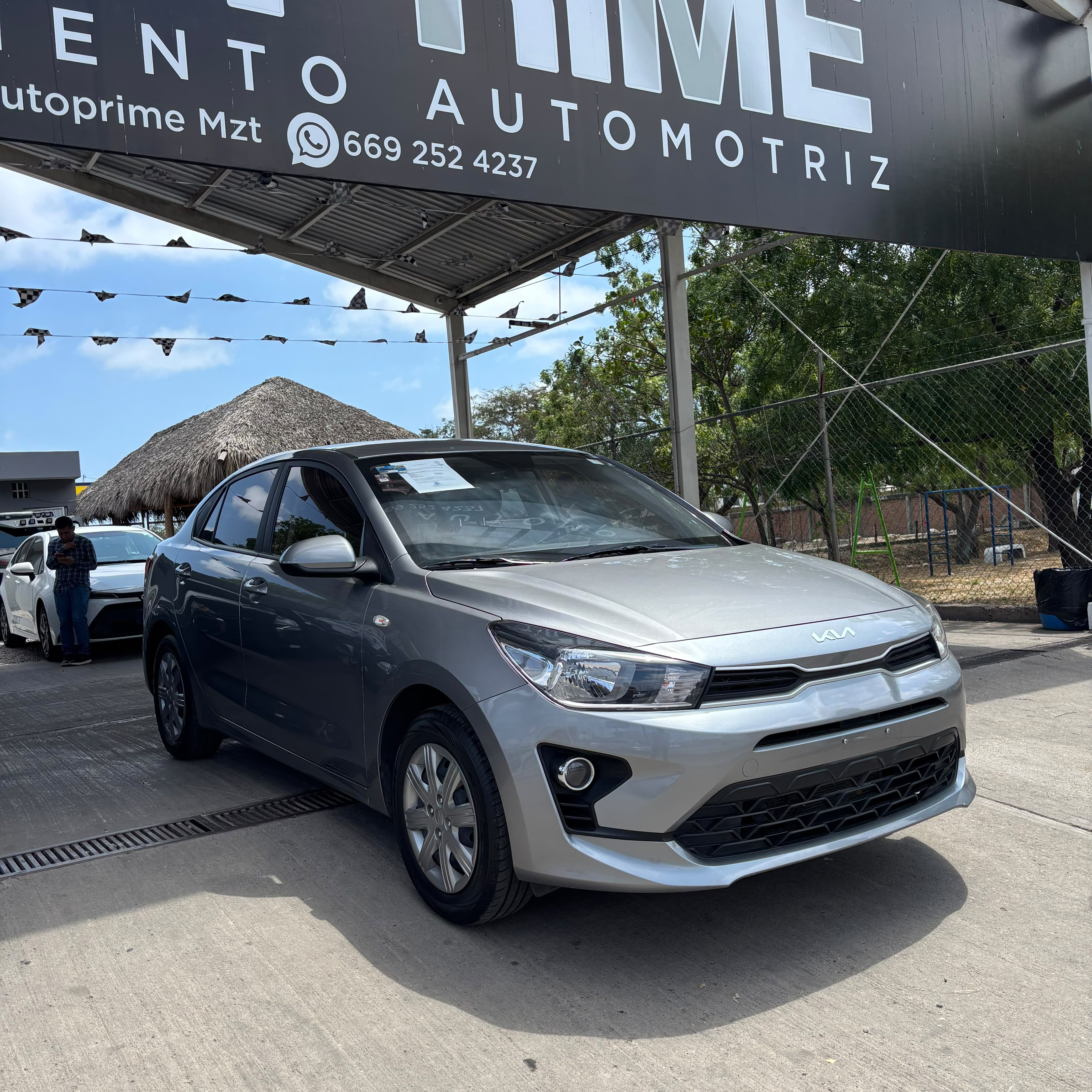 Kia RIO L 2023 — imagen 2