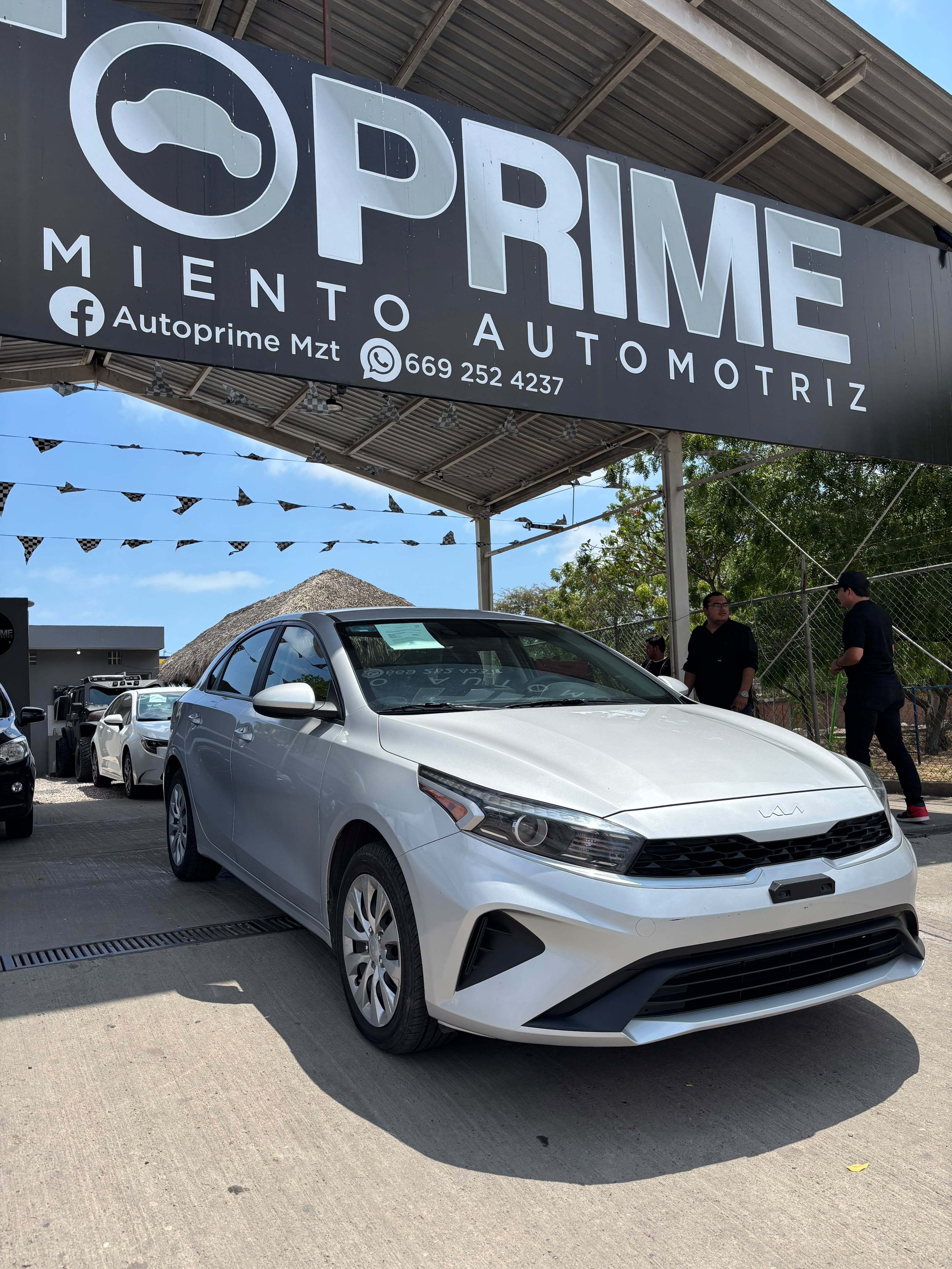Kia FORTE L 2023 — imagen 2