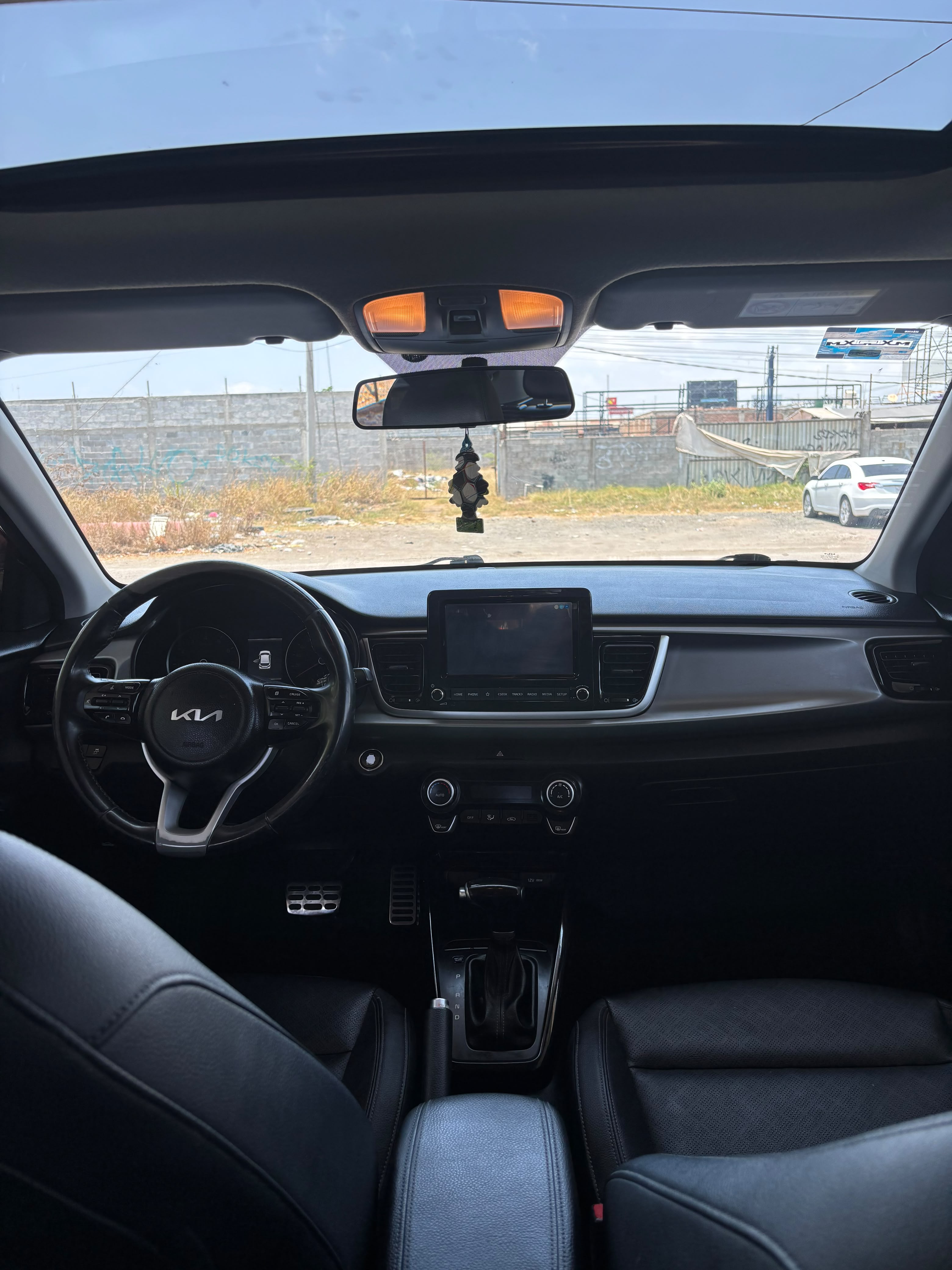 Kia RIO EX PACK 2023 — imagen 9