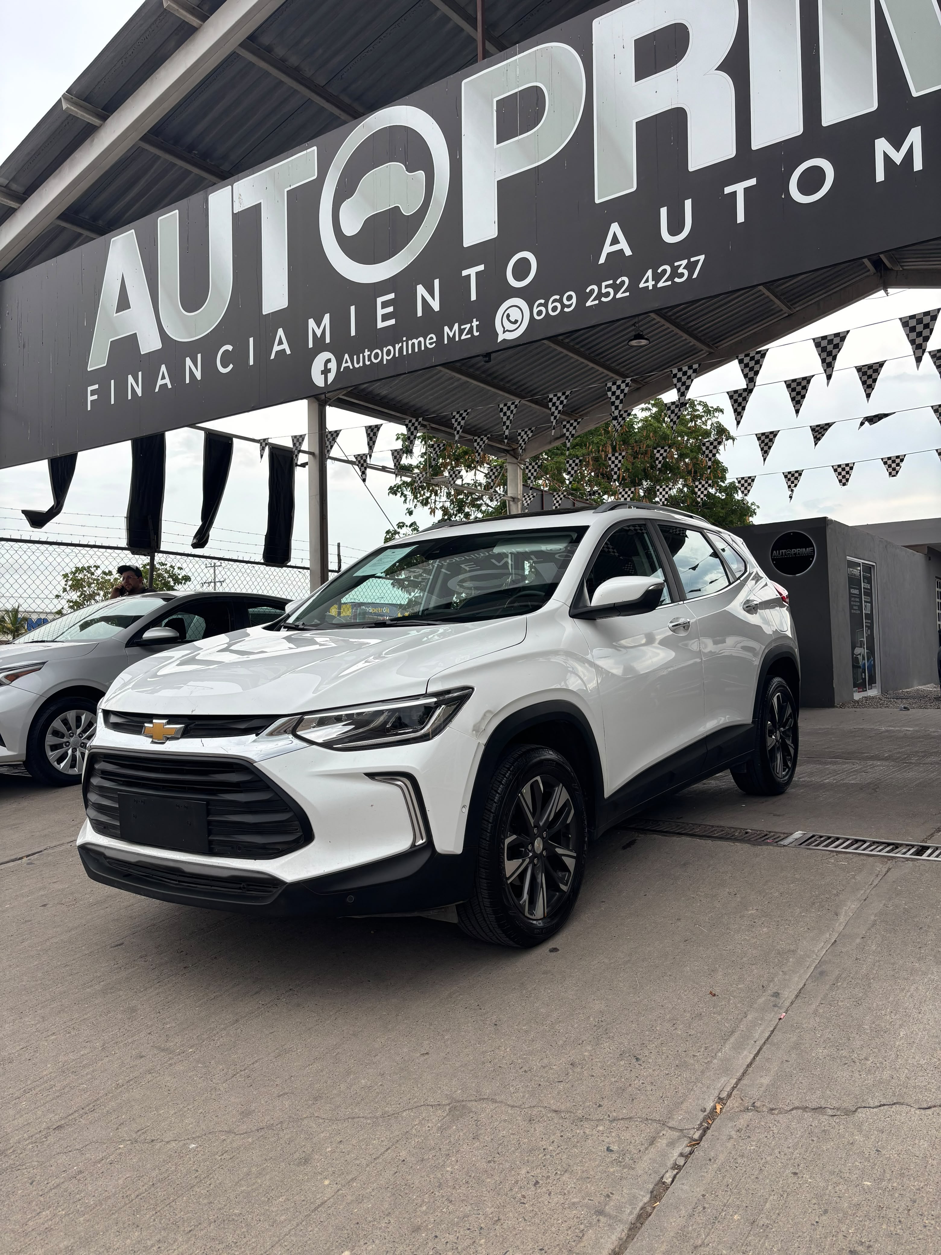 Chevrolet TRACKER PREMIER 2024 — imagen 3