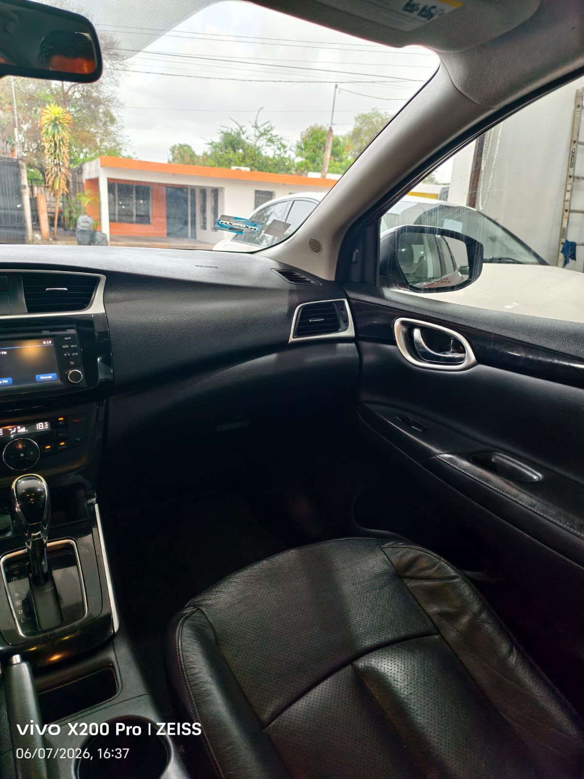 Nissan SENTRA EXCLUSIVE 2018 — imagen 2