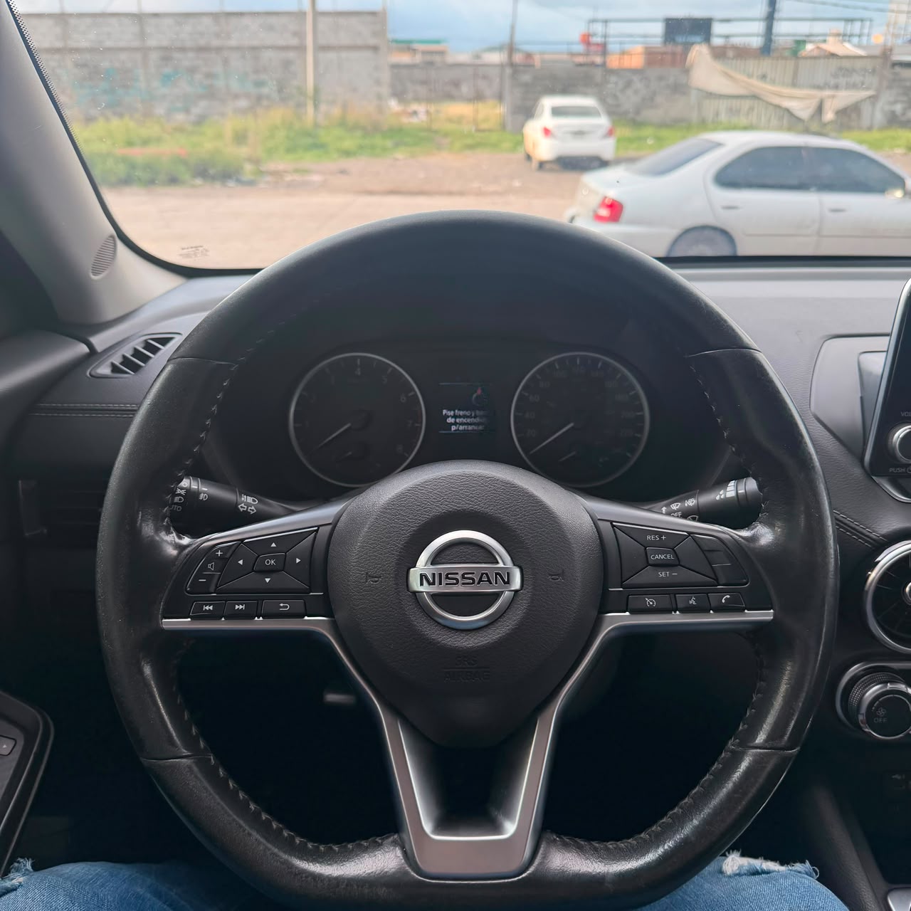 Nissan SENTRA ADVANCE 2022 — imagen 3