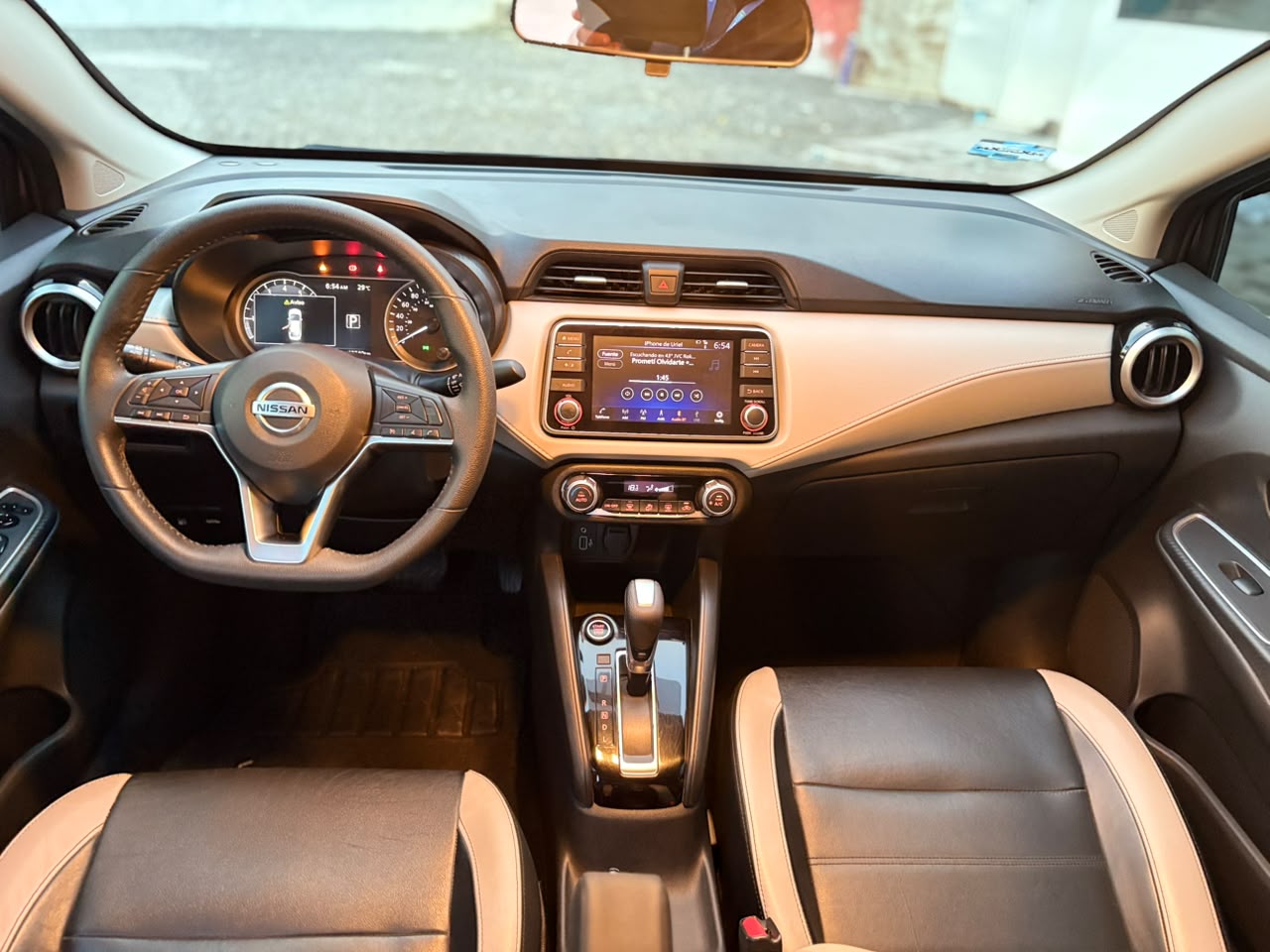 Nissan VERSA EXCLUSIVE 2022 — imagen 3