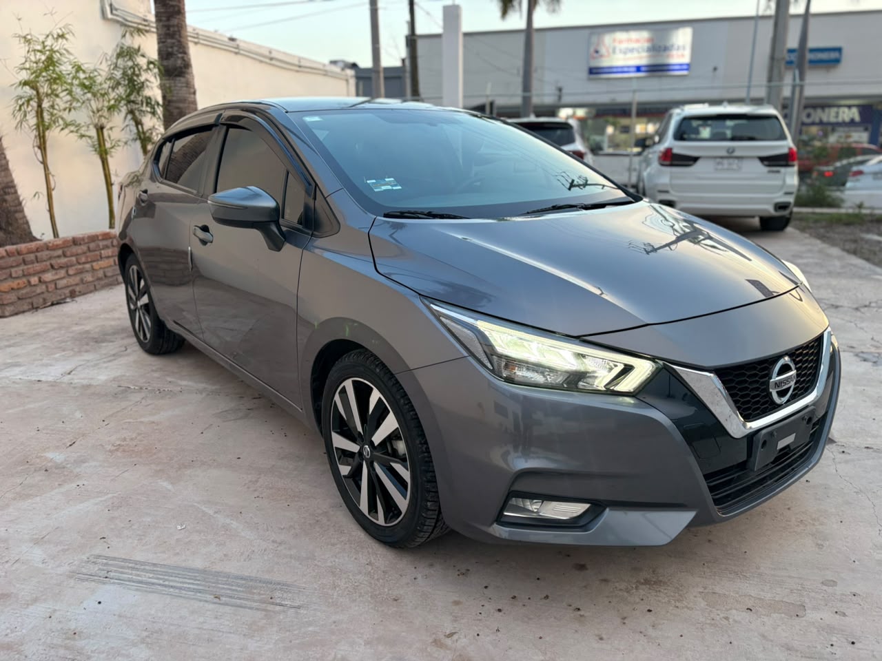 Nissan VERSA EXCLUSIVE 2022 — imagen 8