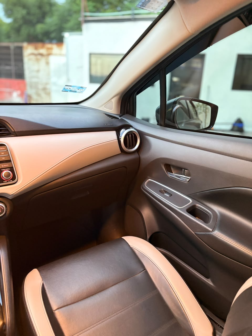Nissan VERSA EXCLUSIVE 2022 — imagen 11