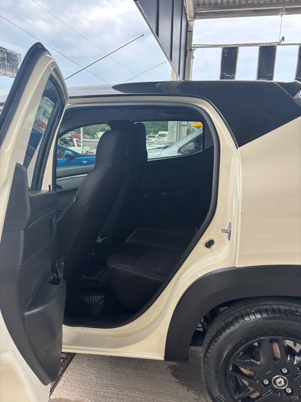 Renault KWID BITONO 2021 — imagen 8