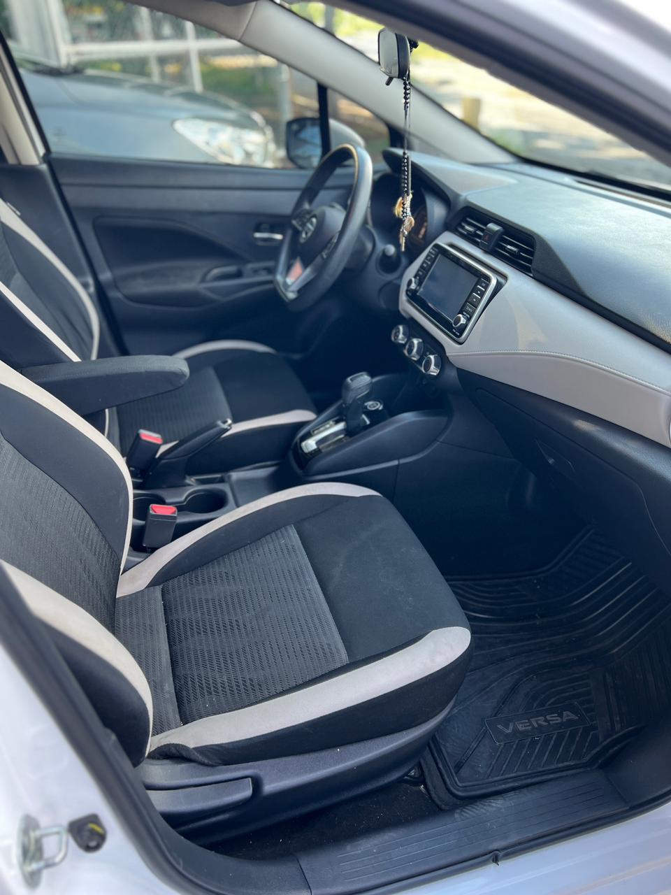 Nissan VERSA ADVANCE 2022 — imagen 2