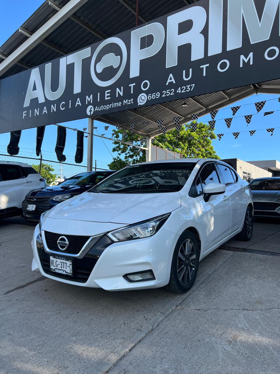 Nissan VERSA ADVANCE