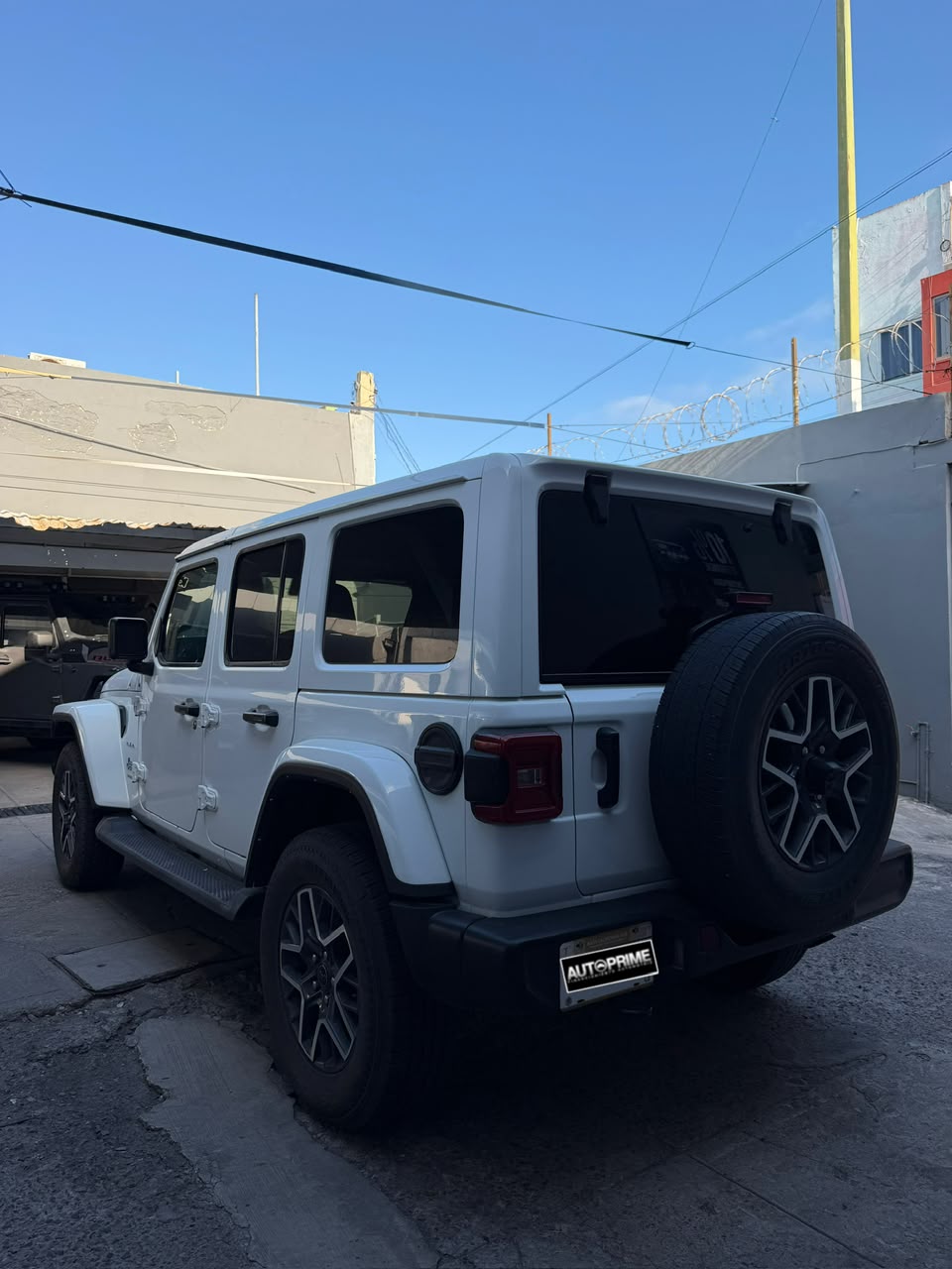 Jeep SAHARA 2024 — imagen 6