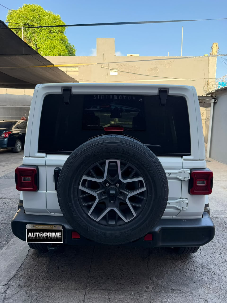Jeep SAHARA 2024 — imagen 9