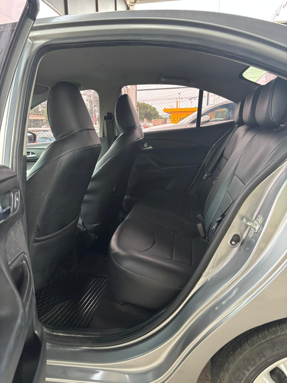 Chevrolet AVEO LT 2023 — imagen 7