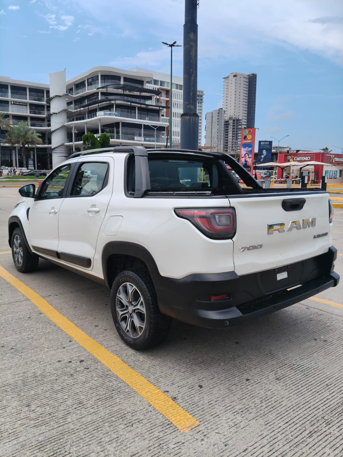 RAM 700 Laramie 2021 — imagen 6